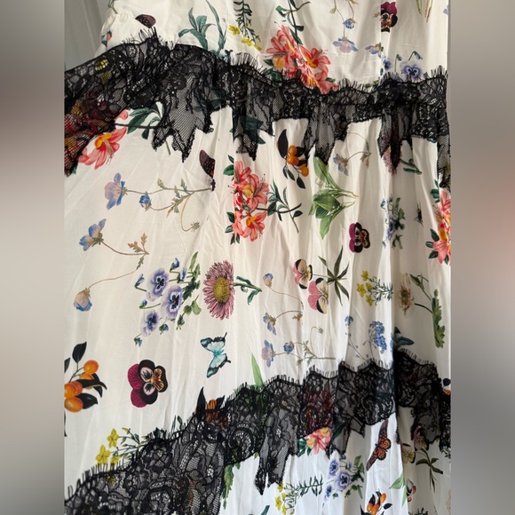 Joie White Floral Midi Dress with Black Lace Trim - Picture 5 of 8